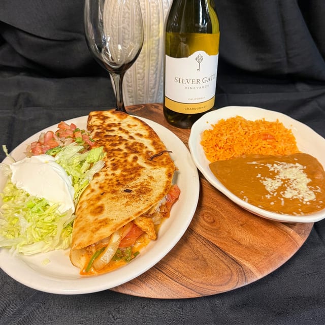 Super Quesadilla Fajita.